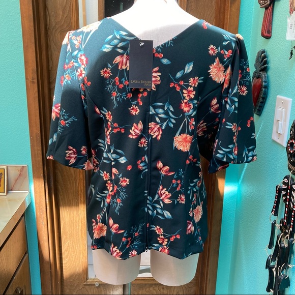 NWT Green Floral Viva - Picture 6 of 10